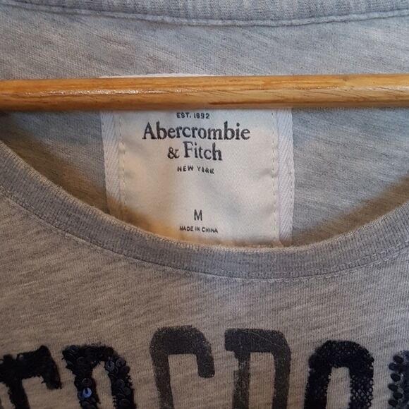 3/$20 Abercrombie & Fitch top tee grey cotton - Picture 3 of 5
